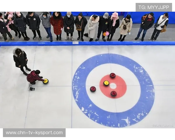 冰壶对抗：关键一掷决定胜负